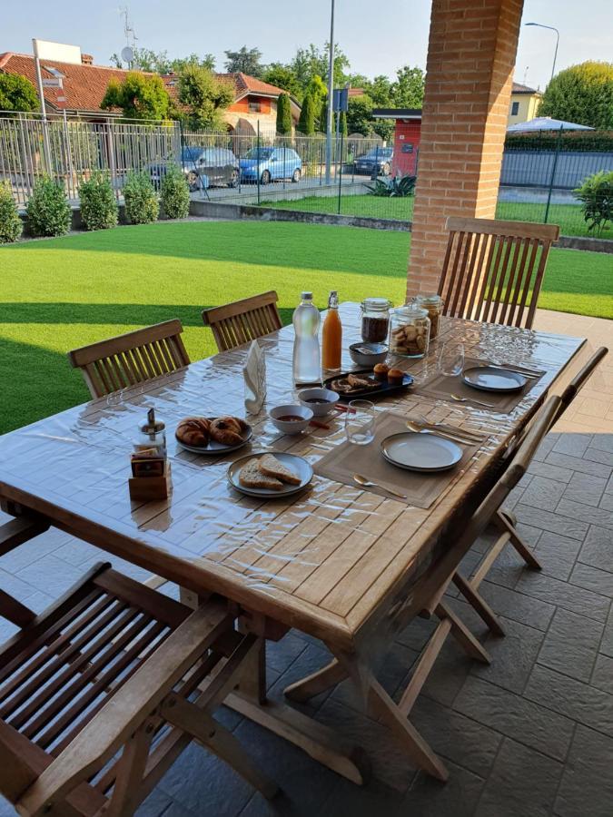Alojamento de Acomodação e Pequeno-almoço Casa Sara Cassano dʼAdda
